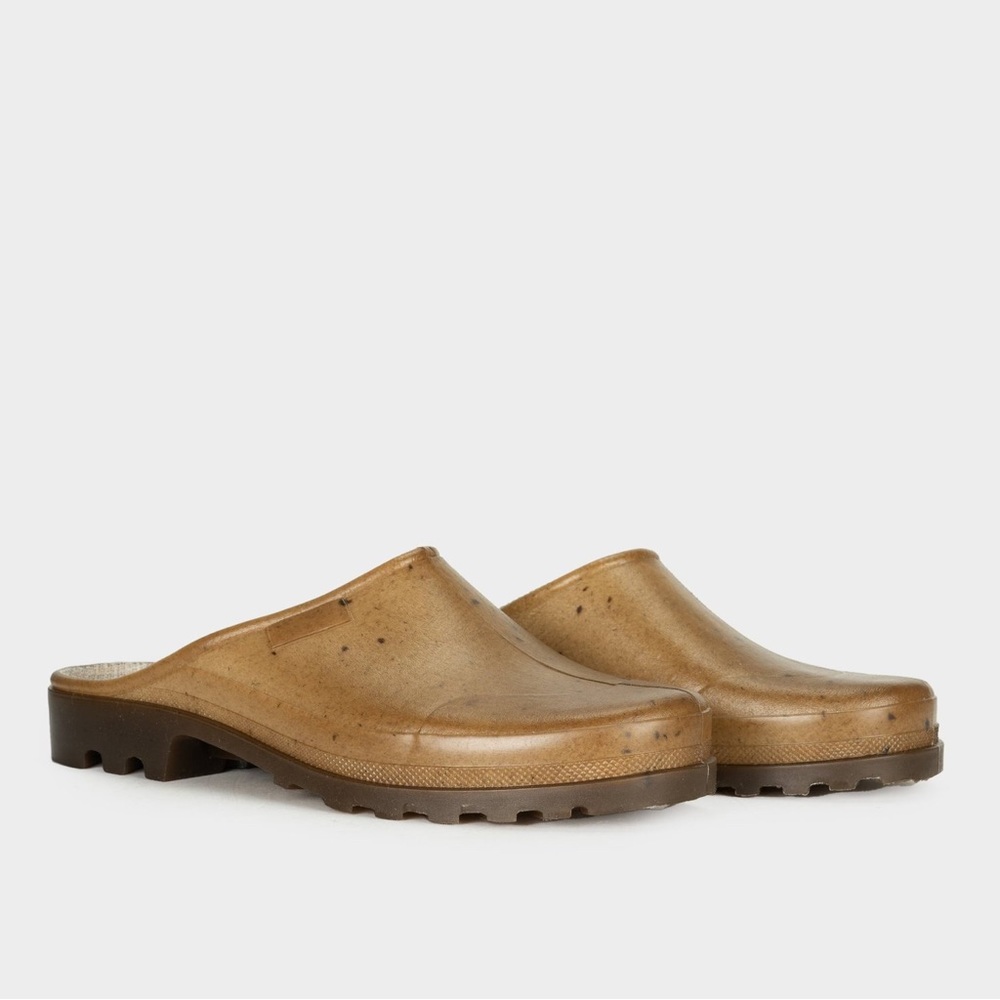 Gardenheir mules in sepia - size 37 (runs big more like an 8). Only worn once!